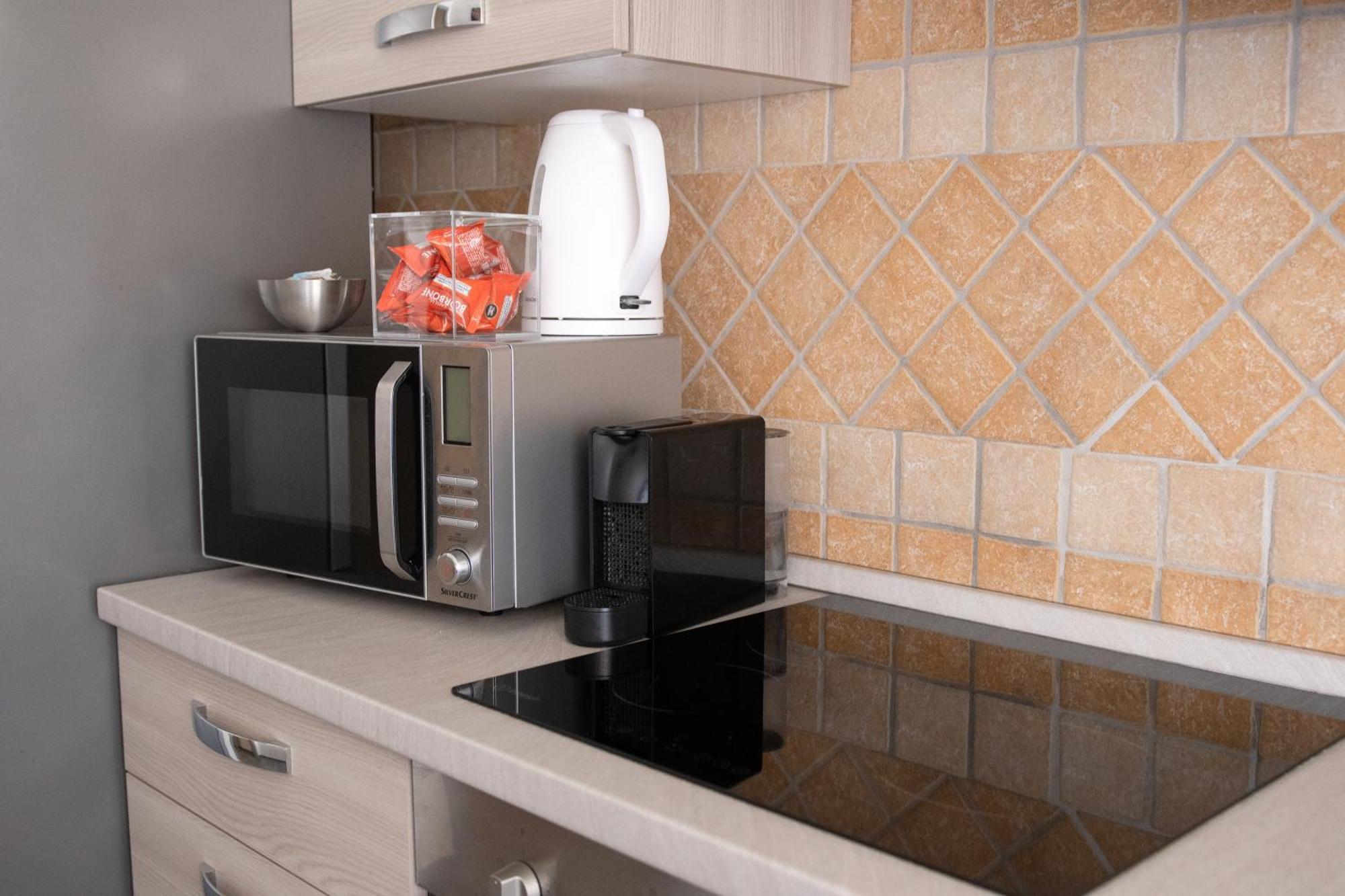 Casa Vacanze Family House Posizione Centralissima Civitavecchia Eksteriør billede